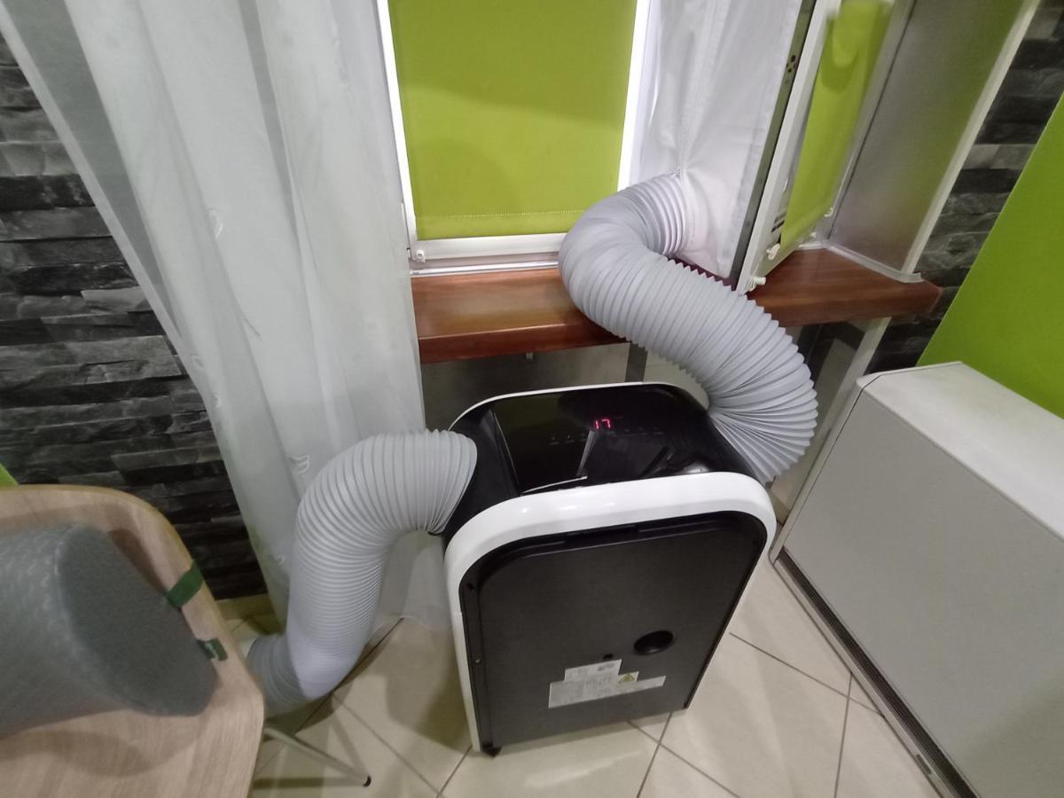 Apartament Venge -Cale Mieszkanie 46M2 Na Wylacznosc - Z Jedna Sypialnia I Jednym Sypialno-Salonem -3 Pietro Bez Windy- Rezerwacja Bez Karty Kredytowej-Klimatyzacja-Netflix-2 Lozeczka Dzieciece- Bezplatny Parking Publiczny فروتسواف المظهر الخارجي الصورة