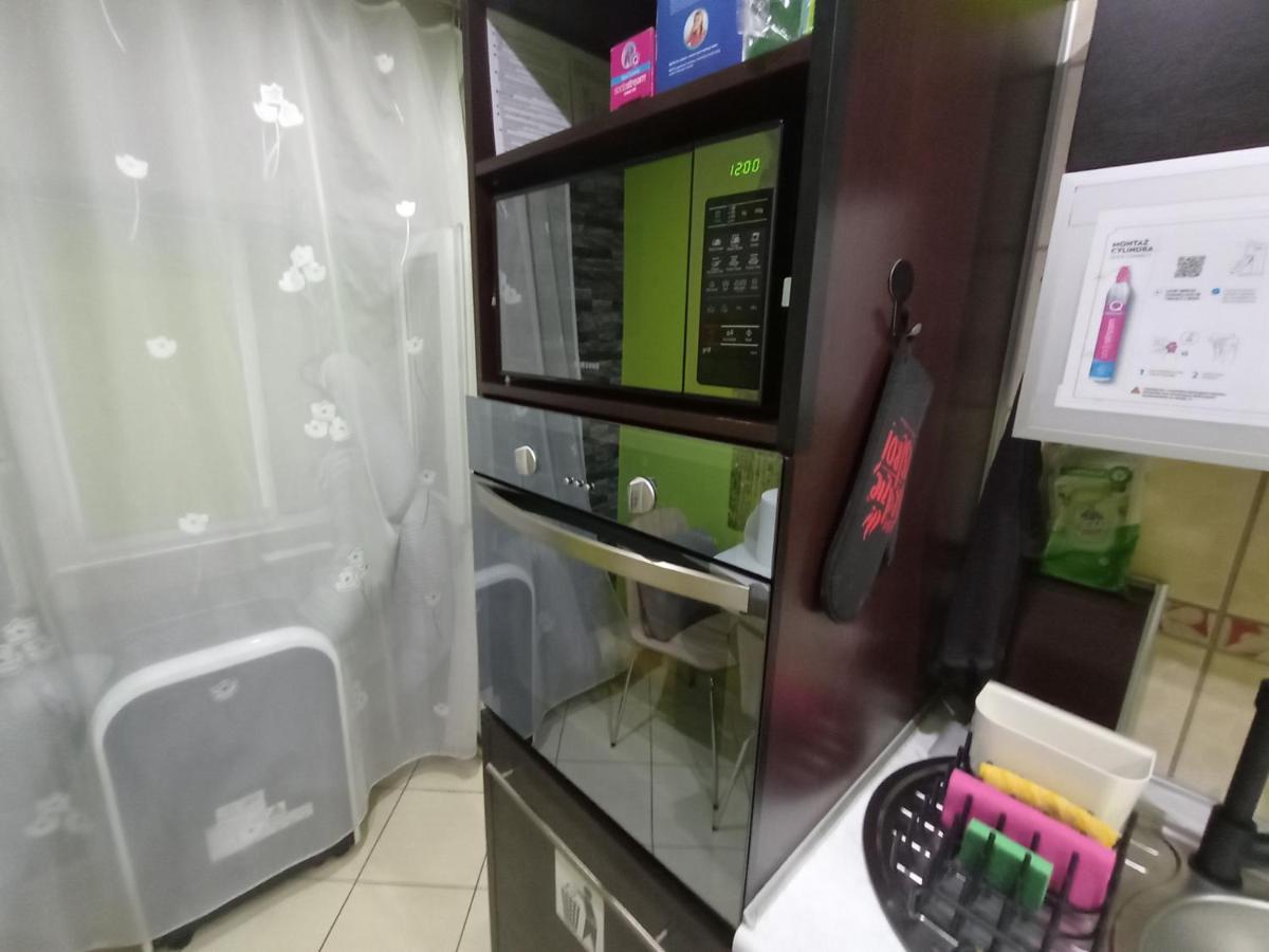 Apartament Venge -Cale Mieszkanie 46M2 Na Wylacznosc - Z Jedna Sypialnia I Jednym Sypialno-Salonem -3 Pietro Bez Windy- Rezerwacja Bez Karty Kredytowej-Klimatyzacja-Netflix-2 Lozeczka Dzieciece- Bezplatny Parking Publiczny فروتسواف المظهر الخارجي الصورة