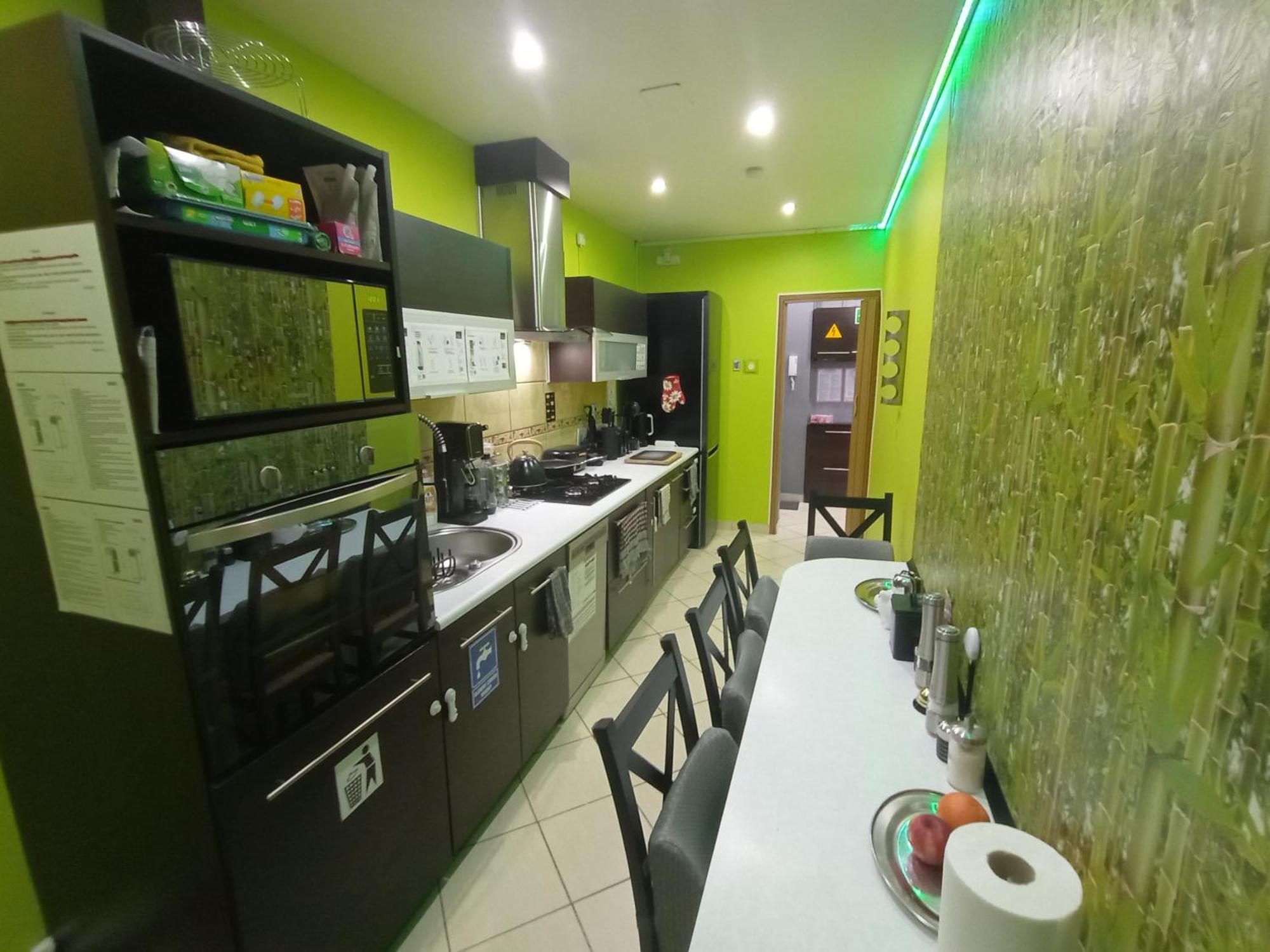 Apartament Venge -Cale Mieszkanie 46M2 Na Wylacznosc - Z Jedna Sypialnia I Jednym Sypialno-Salonem -3 Pietro Bez Windy- Rezerwacja Bez Karty Kredytowej-Klimatyzacja-Netflix-2 Lozeczka Dzieciece- Bezplatny Parking Publiczny فروتسواف المظهر الخارجي الصورة