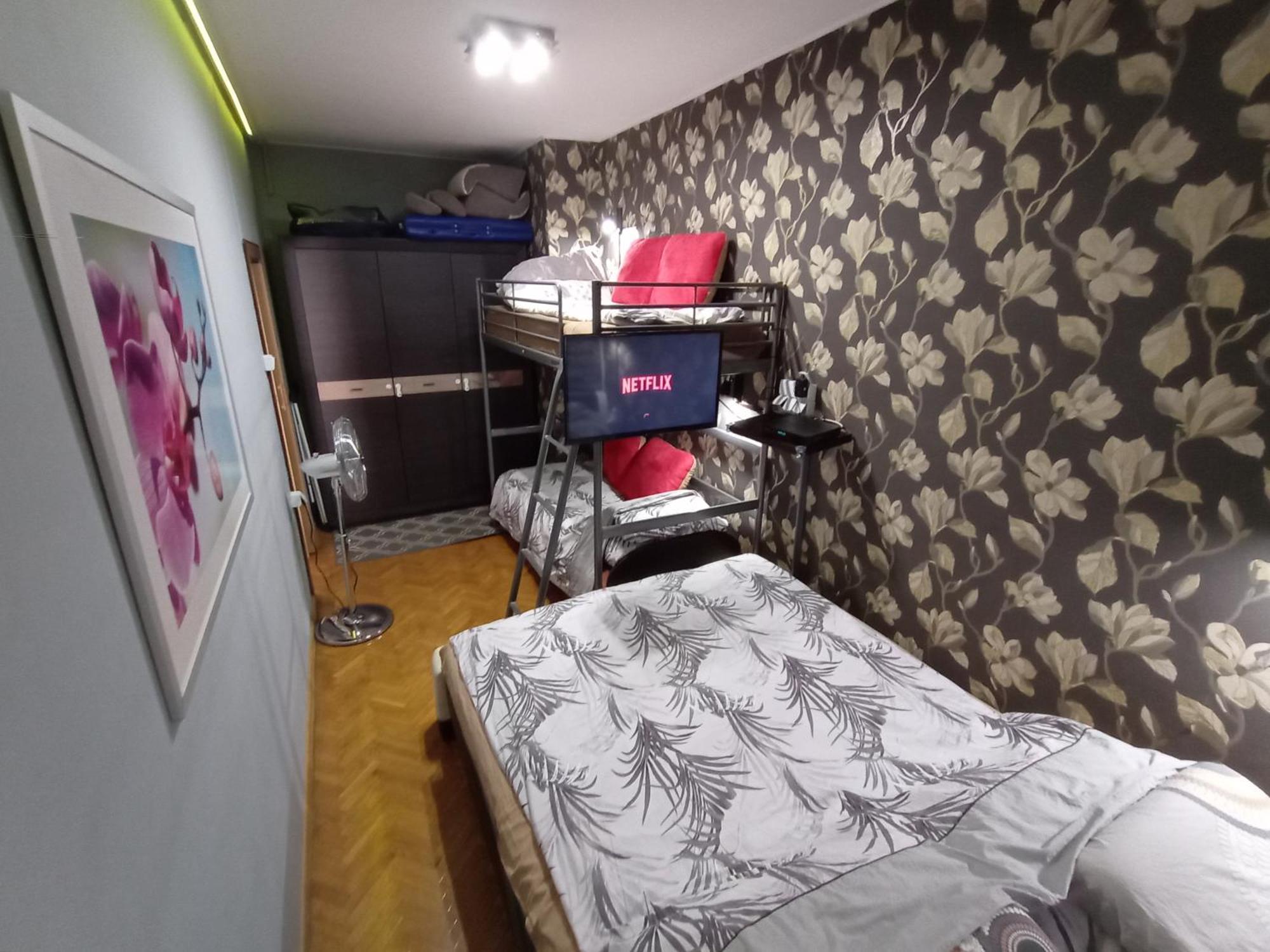 Apartament Venge -Cale Mieszkanie 46M2 Na Wylacznosc - Z Jedna Sypialnia I Jednym Sypialno-Salonem -3 Pietro Bez Windy- Rezerwacja Bez Karty Kredytowej-Klimatyzacja-Netflix-2 Lozeczka Dzieciece- Bezplatny Parking Publiczny فروتسواف المظهر الخارجي الصورة