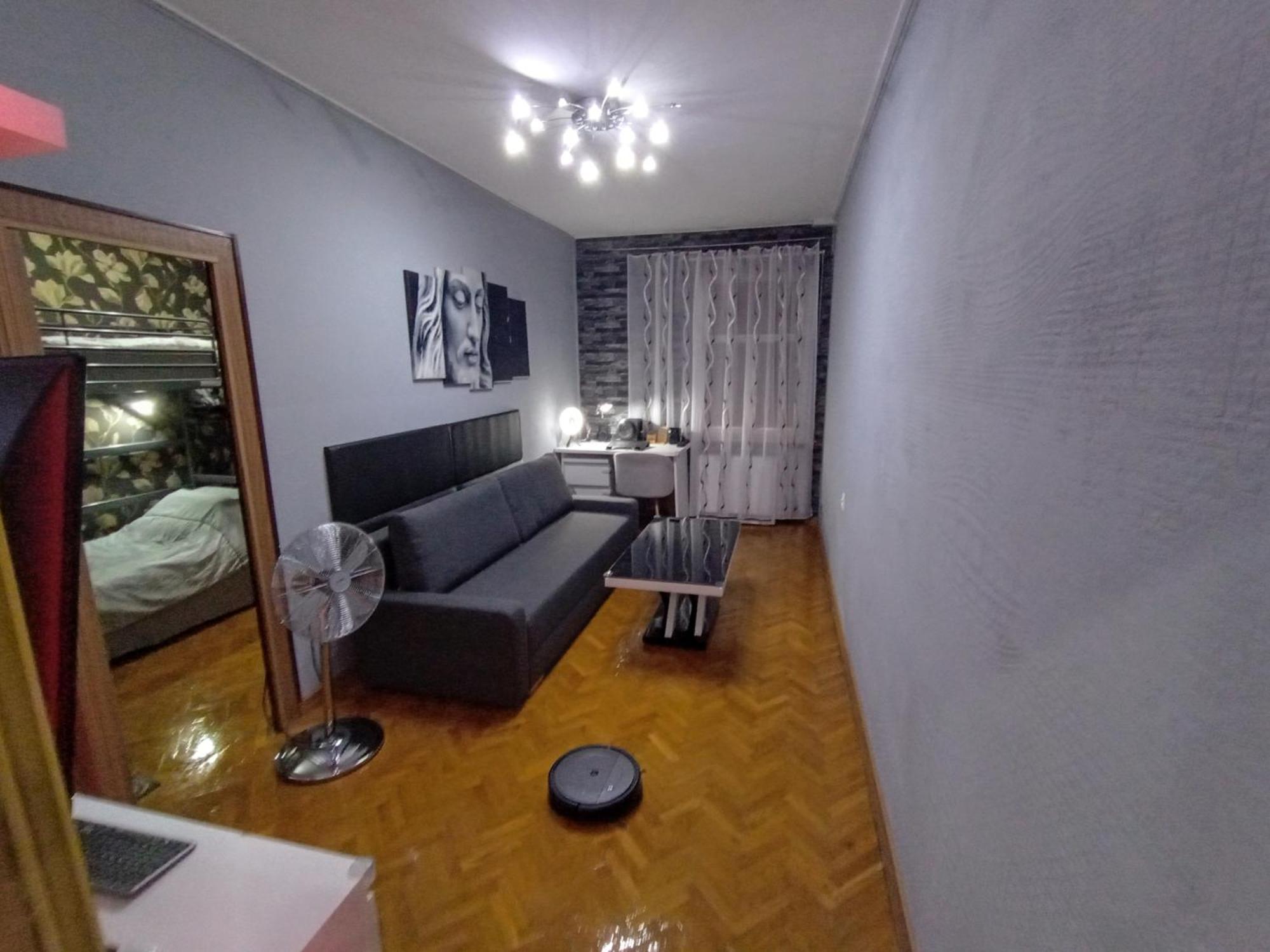 Apartament Venge -Cale Mieszkanie 46M2 Na Wylacznosc - Z Jedna Sypialnia I Jednym Sypialno-Salonem -3 Pietro Bez Windy- Rezerwacja Bez Karty Kredytowej-Klimatyzacja-Netflix-2 Lozeczka Dzieciece- Bezplatny Parking Publiczny فروتسواف المظهر الخارجي الصورة