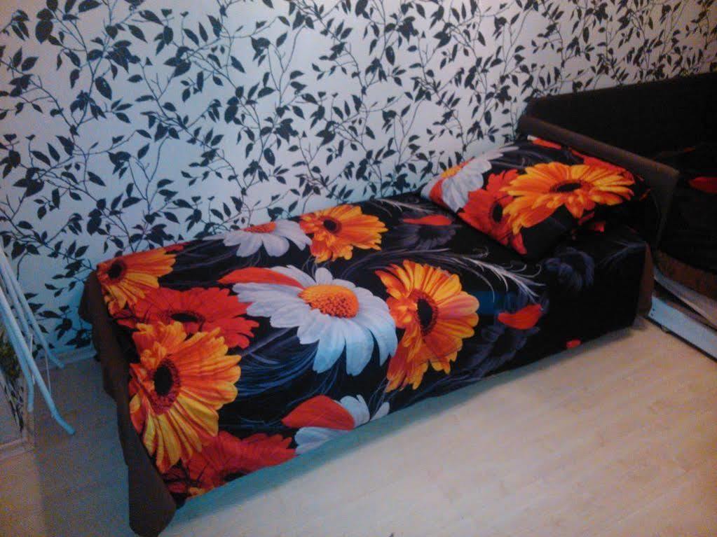 Apartament Venge -Cale Mieszkanie 46M2 Na Wylacznosc - Z Jedna Sypialnia I Jednym Sypialno-Salonem -3 Pietro Bez Windy- Rezerwacja Bez Karty Kredytowej-Klimatyzacja-Netflix-2 Lozeczka Dzieciece- Bezplatny Parking Publiczny فروتسواف المظهر الخارجي الصورة